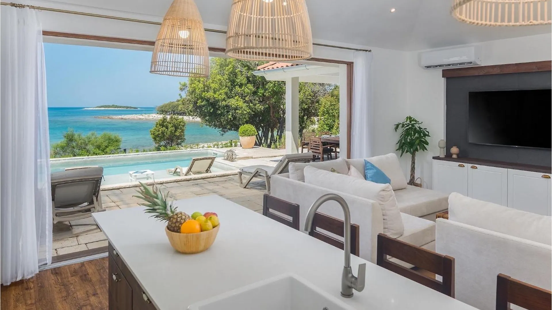 Luxury Beach Villas Porto Bus Pula